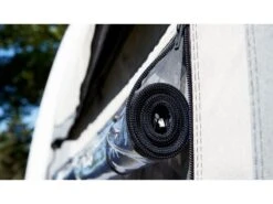 Isabella Caravanvoortent Commodore Dawn 300 -Sporten Buiten Kamperen 4 3 isabella caravanvoortent commodore dawn ventilatieraam isacommodawn