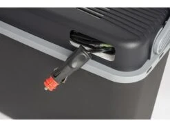 Autokoelbox - Arctic - 12 Volt - 12 Liter - Zwart/Grijs 10 Autokoelbox - Arctic - 12 Volt - 12 Liter - Zwart/Grijs -Sporten Buiten Kamperen 57 2 autokoelbox artic 12 volt 12 liter zwart grijs 6702862